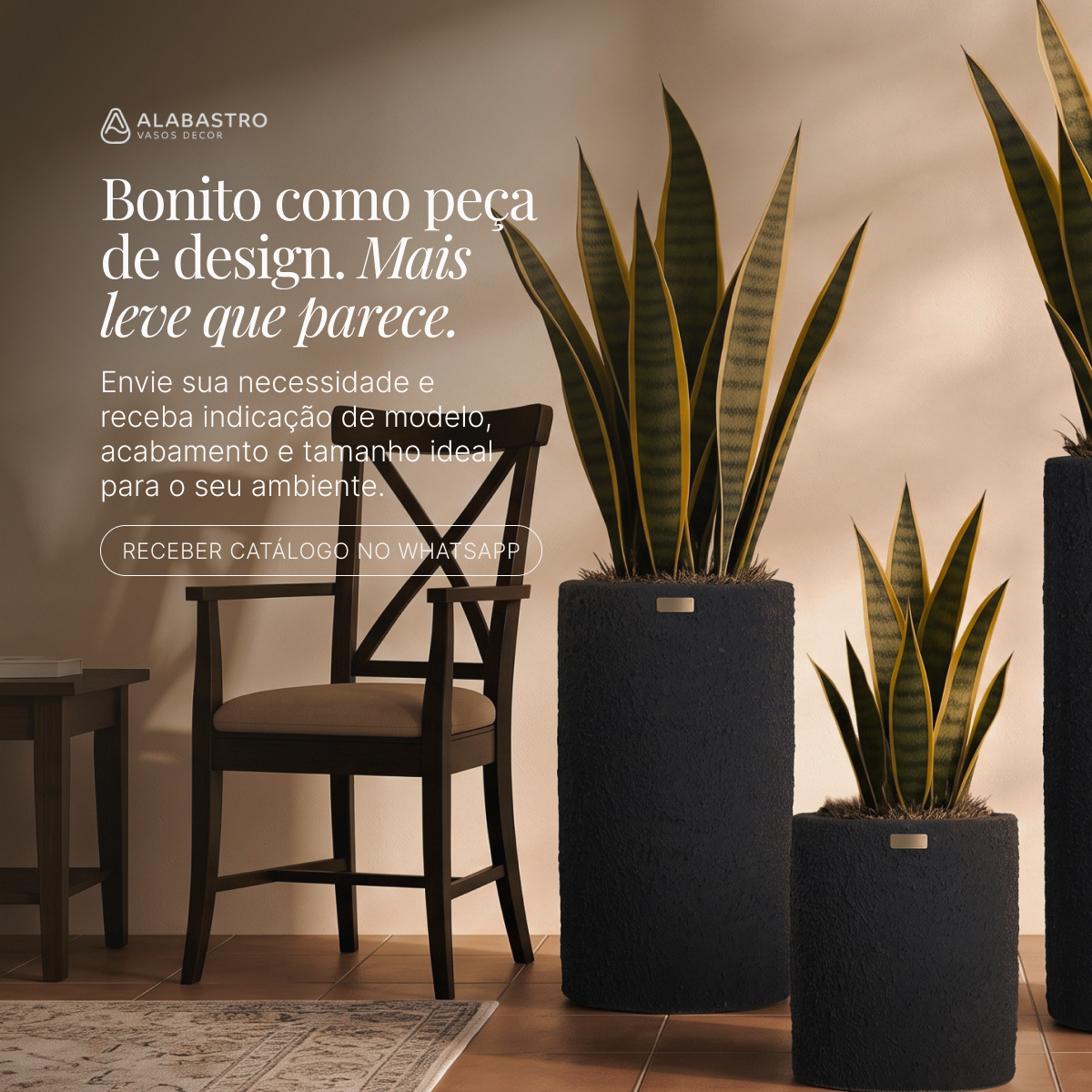 Criativo 02 da Alabastro com vasos premium e chamada de catálogo